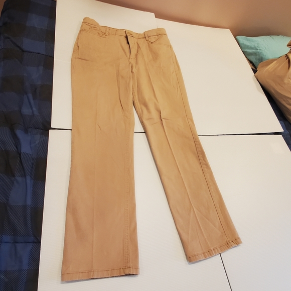 Jones New York  Straight Slimming Beige Jeans size 16 - Picture 3 of 11